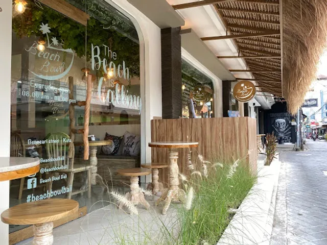 Beach Bowl Bali Kuta