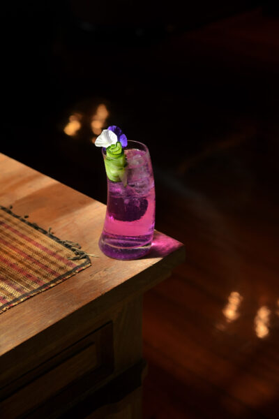 CasCades-Restaurant-Cocktail-Butterfly G & T- (3)