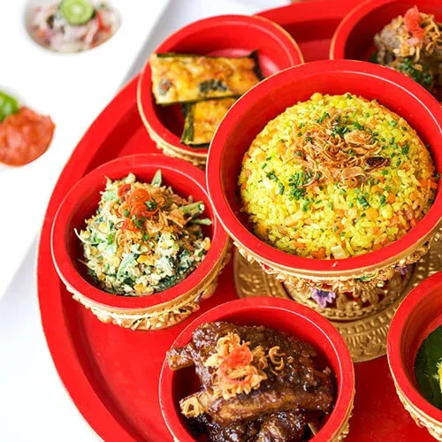 Viceroy Bali - Cascades Balinese Rijstaffel Main Dish